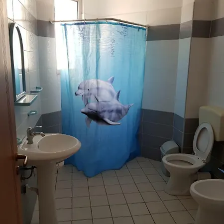 Orikum Apartament *